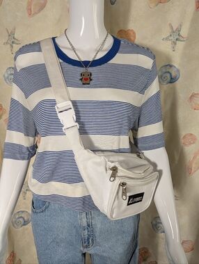 ❤️ 2017 American Eagle Striped Blue and White Short Sleeve Crewneck Top Size M